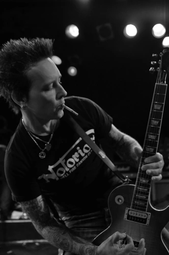 Billy Morrison Net Worth: Estimate Range, Sources, and How It’s Calculated